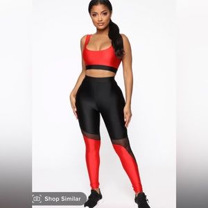 fashion nova leggings🖤❤️